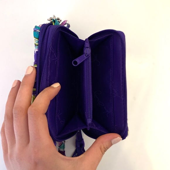 SOLD ❗️NEW Vera Bradley wallet - Picture 4 of 4